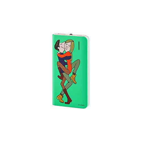 Soledad Bravi Powerbank de 4.000 mAh con ilustración Hug sobre fondo Verde; Capacidad de 2 a 3 Carga